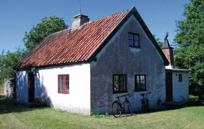 2 Bedroom Nice Home In Fårösund in Fårösund